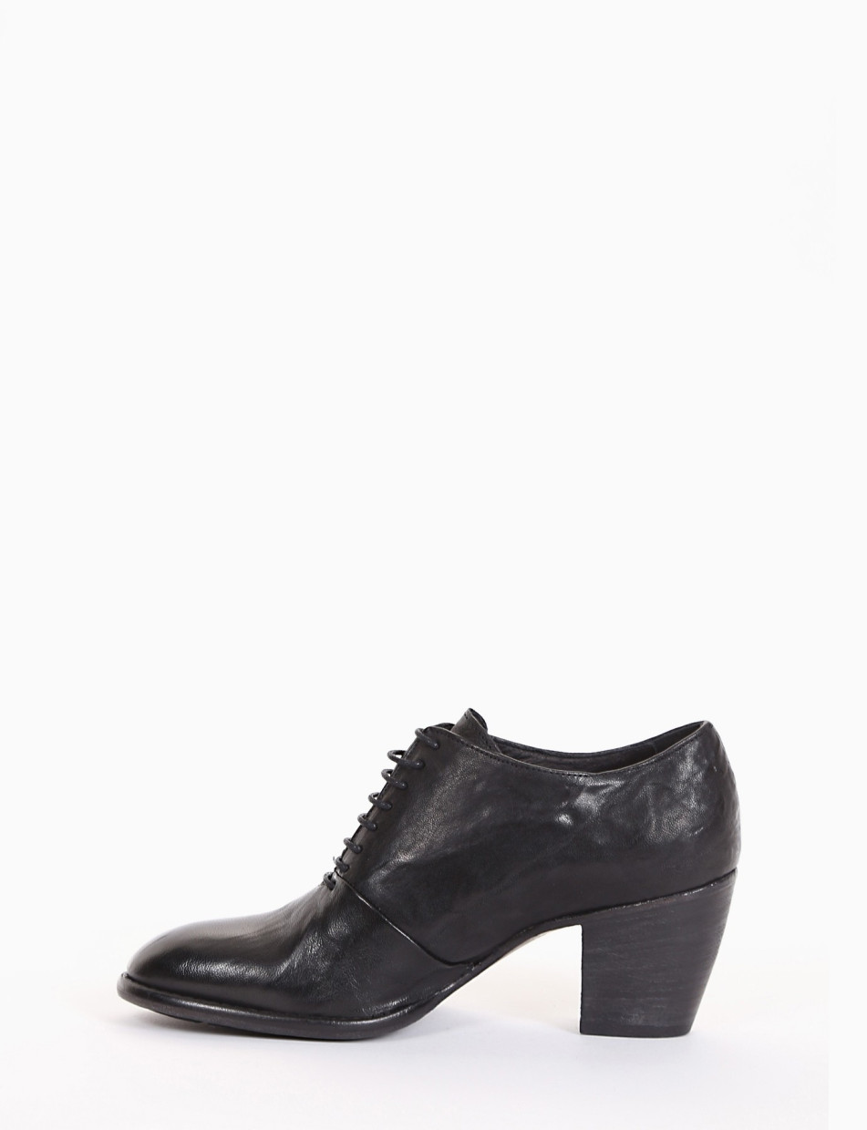 Lace-up shoes heel 8 cm black leather