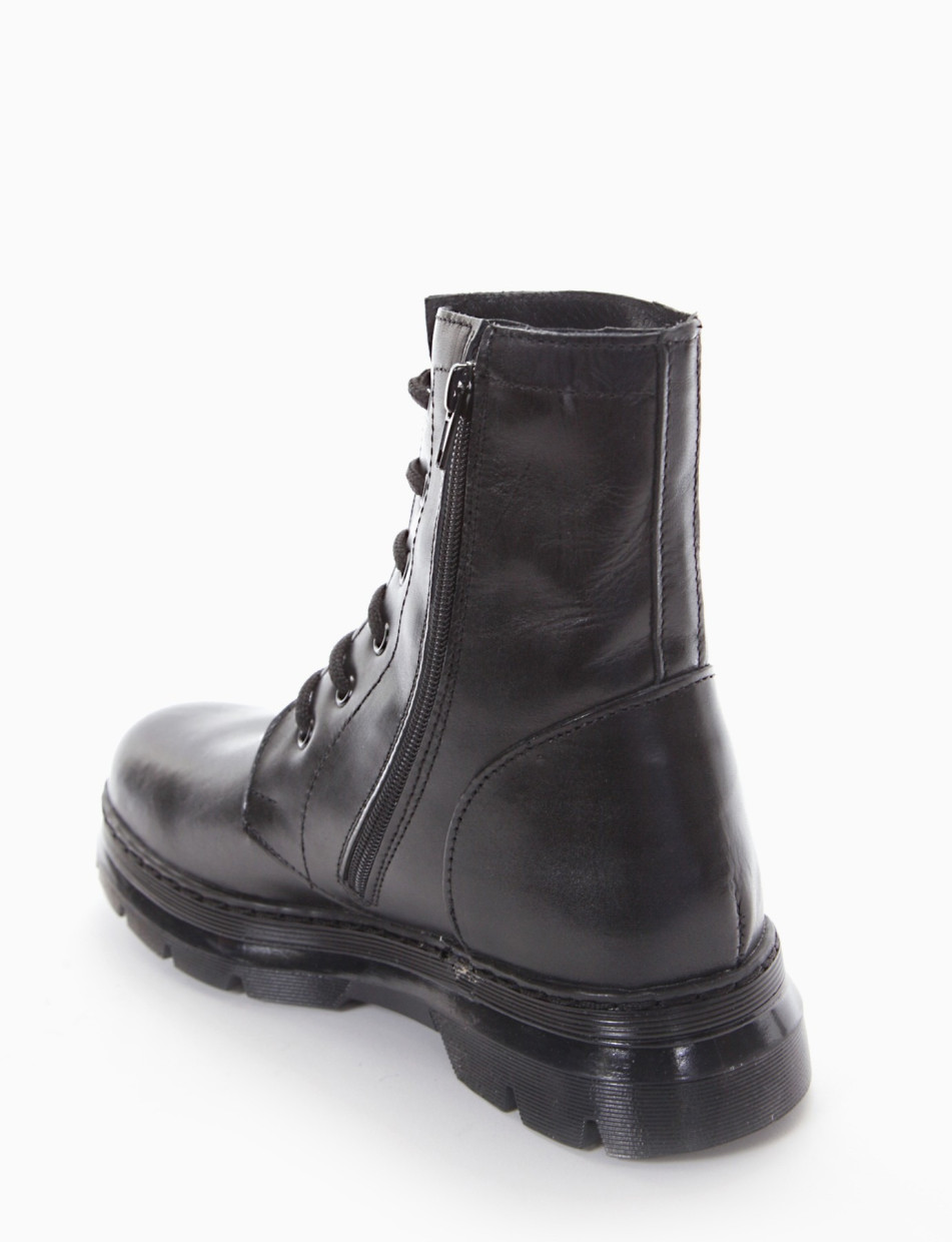 Combat boots heel 2 cm black leather