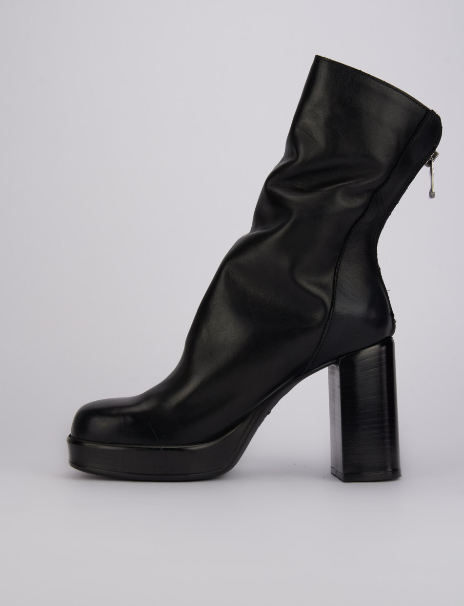 High heel ankle boots heel 10 cm black leather