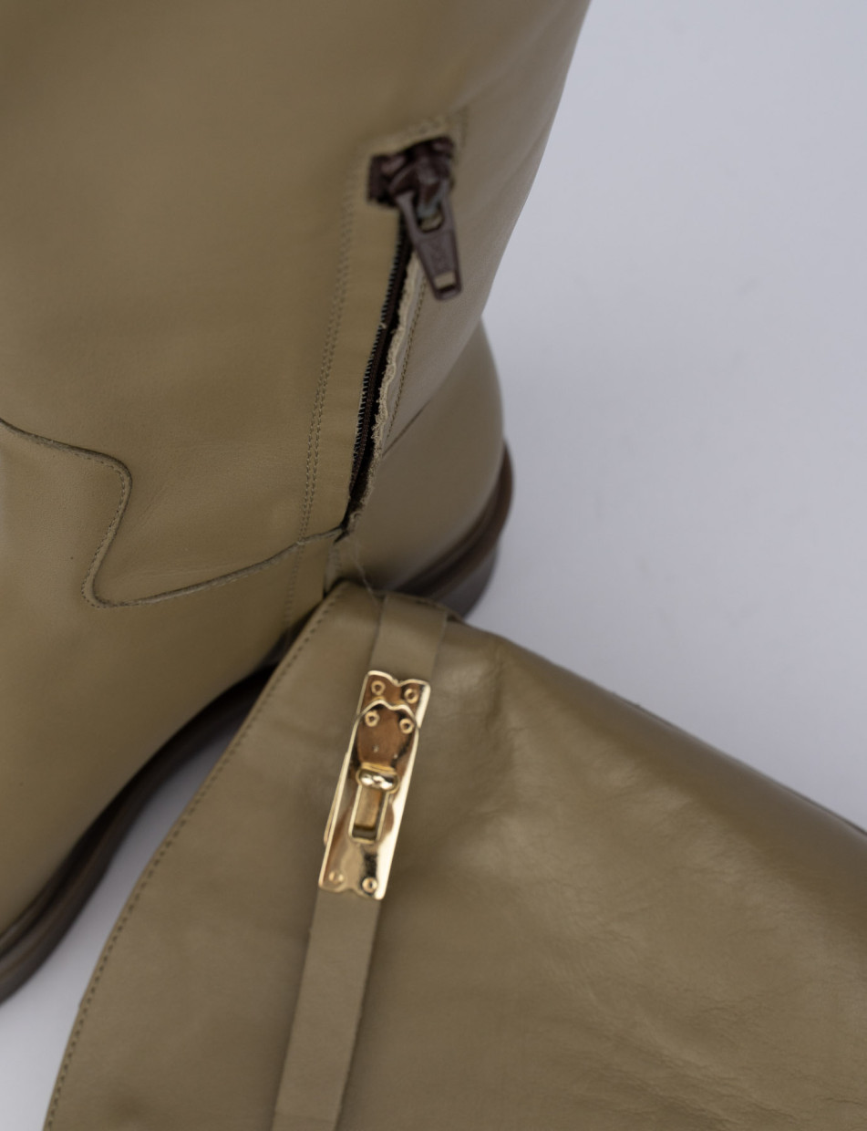 Low heel boots heel 2 cm beige leather