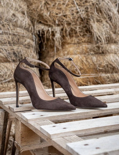 Zapatos de salón tacón 10 cm marrón oscuro ante