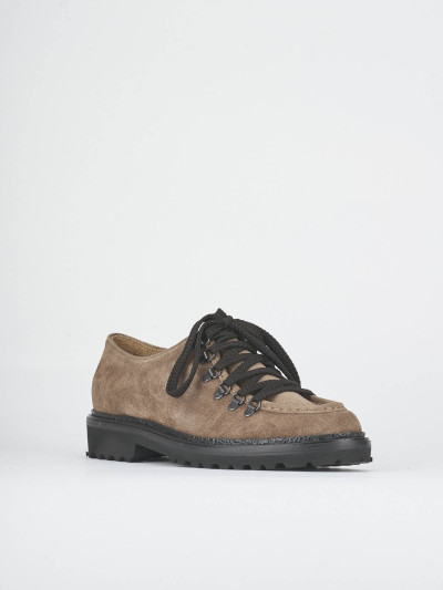 Stringate camoscio beige