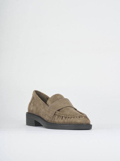 Mocassini tacco 1cm camoscio beige