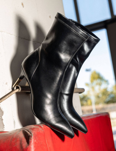 Stivaletti tacco 7cm pelle sostenibile nero