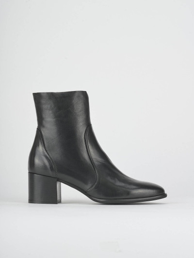 Stivaletti tacco 5cm pelle nero