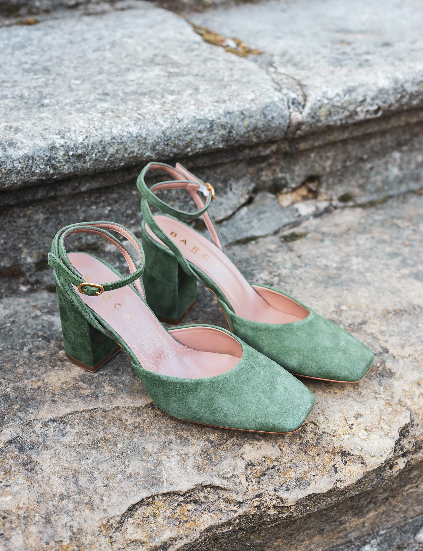Green velvet pumps sales