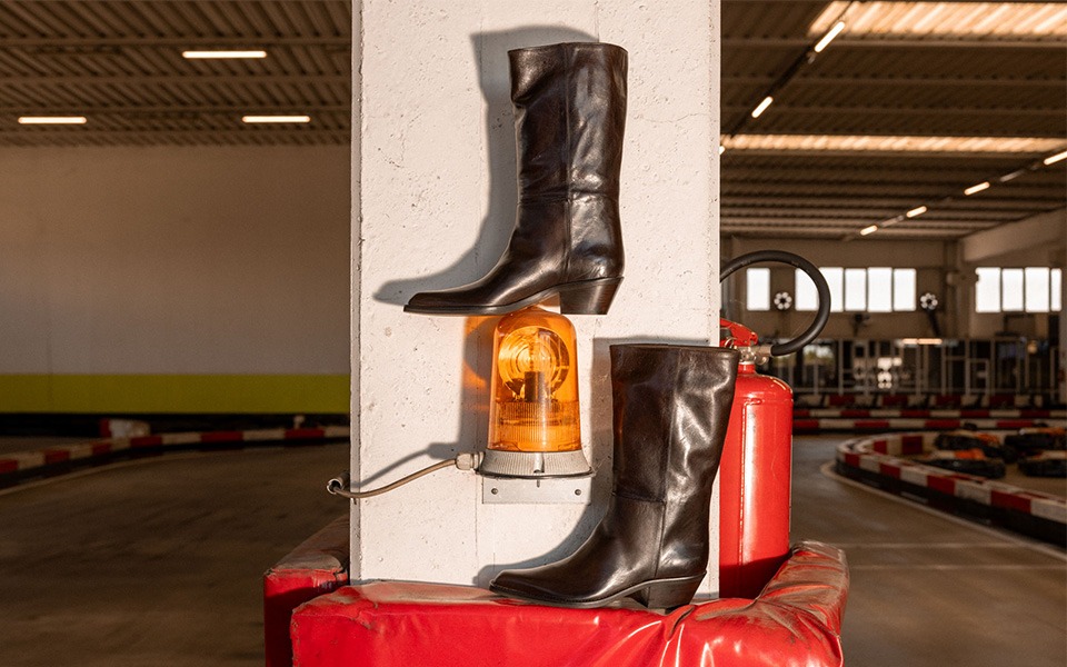 HIGH HEEL BOOTS